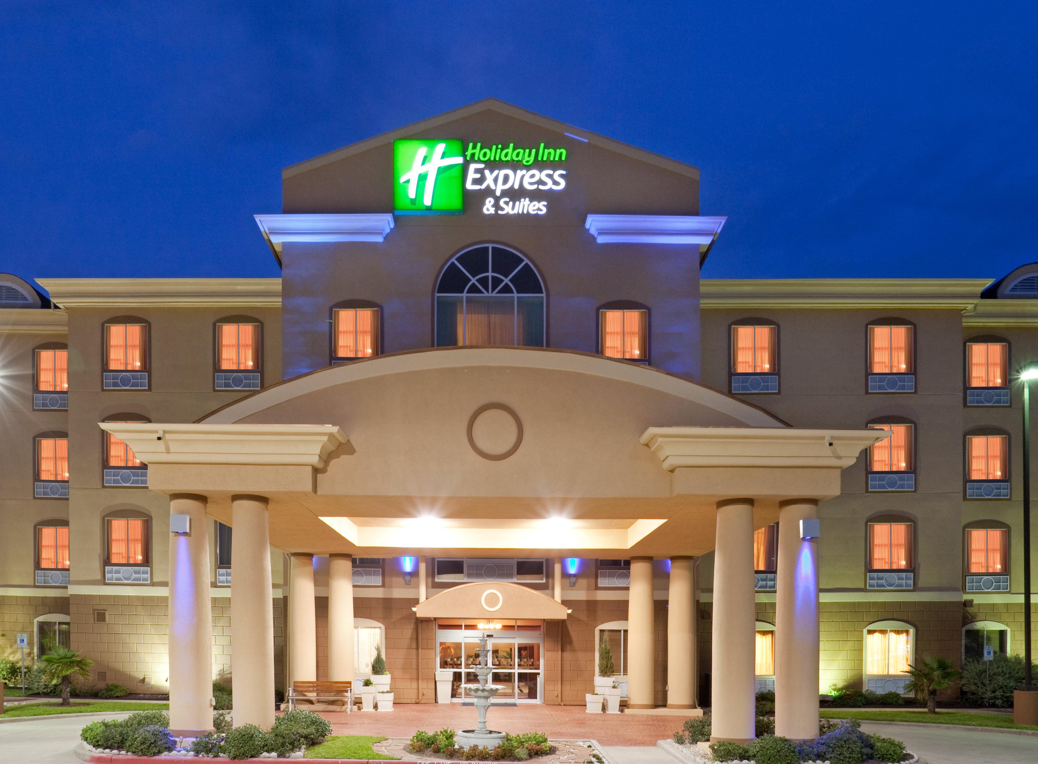 Holiday Inn Express Hotel & Suites Terrell By Ihg Exterior photo